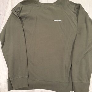 Patagonia Men's Classic Green Crewneck Sweater